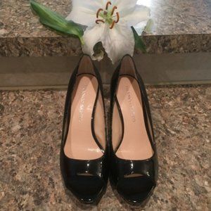 Franco Sarto peep toe heels